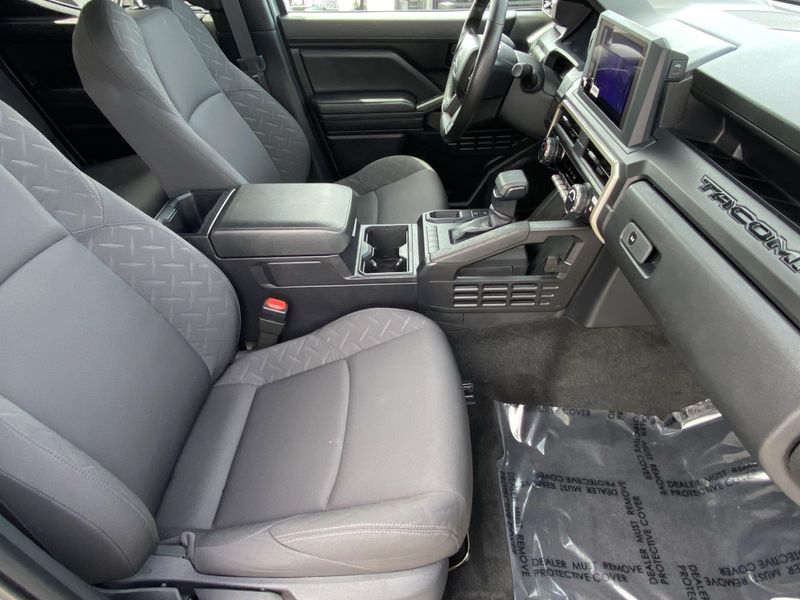 Used 2024 Toyota Tacoma SRImage 10