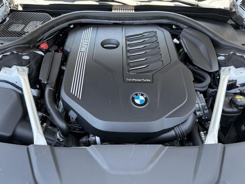 2022 BMW 7 Series 740iImage 30
