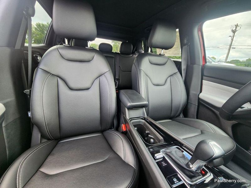 New 2025 Jeep Compass Limited 4x4