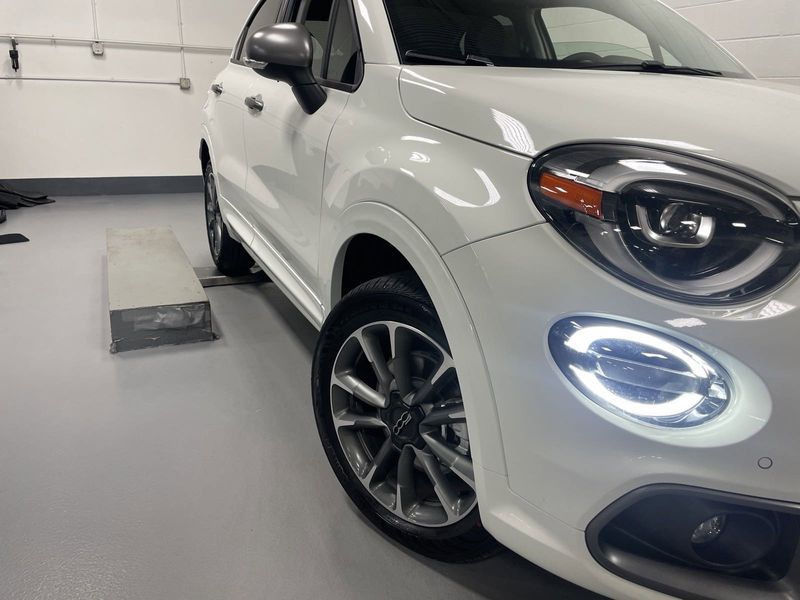 2023 Fiat 500x Sport Awd in a Bianco Gelato (White Clear Coat) exterior color and Black Heated Sport Seatsinterior. Schmelz Countryside Alfa Romeo and Fiat (651) 968-0556 schmelzfiat.com 