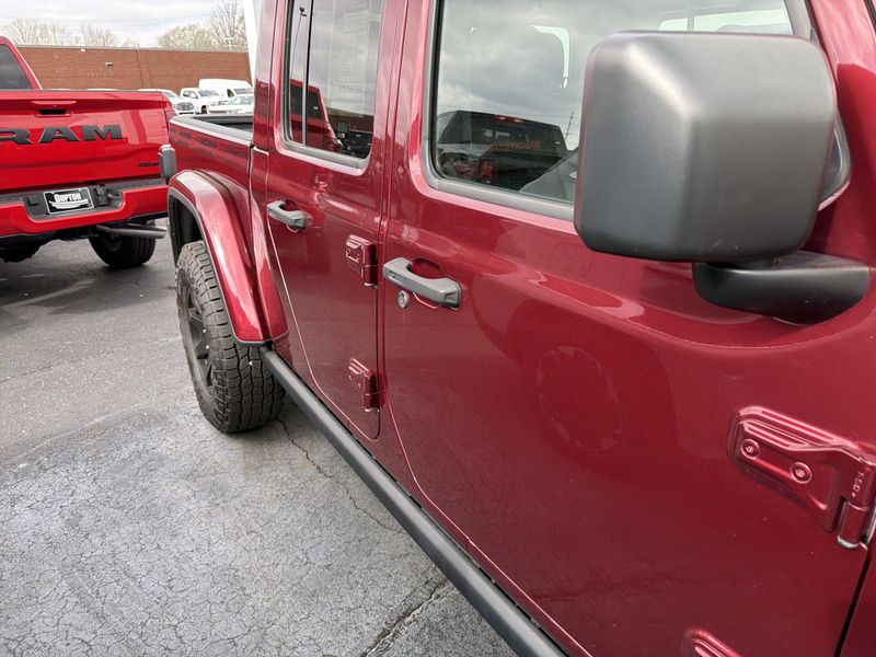 Used 2021 Jeep Gladiator MojaveImage 5