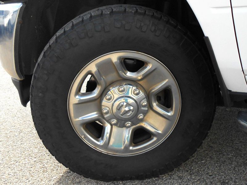 2019 RAM 3500 TradesmanImage 10