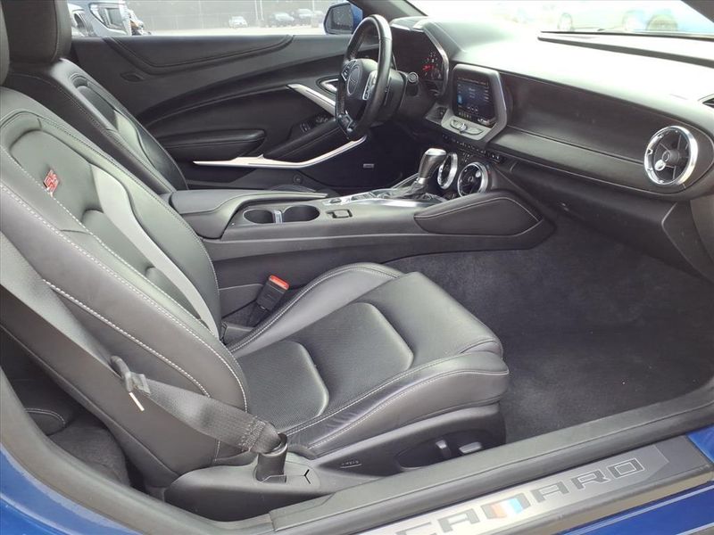 Used 2019 Chevrolet Camaro SSImage 15
