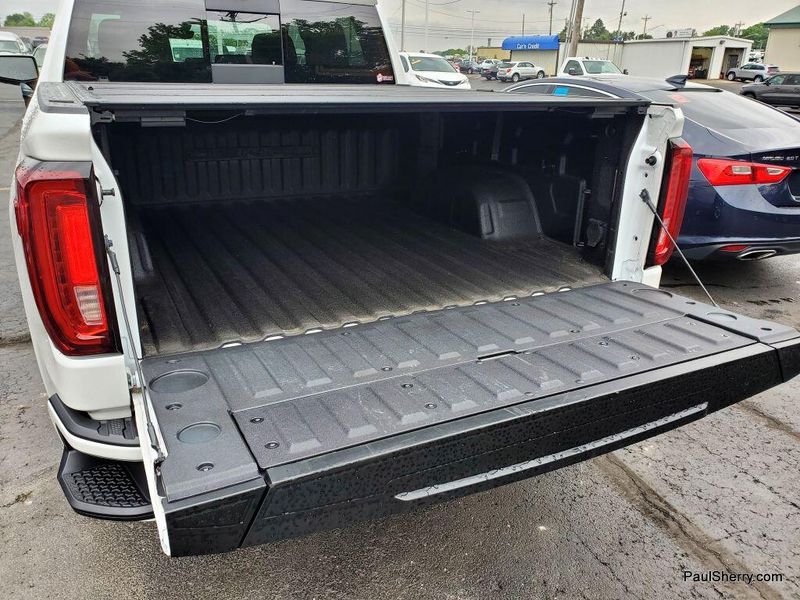 2023 GMC Sierra 1500 DenaliImage 7