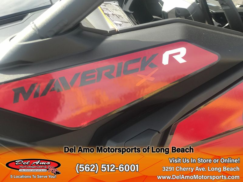 2024 Can-Am MAVERICK R X 999T DCTImage 19