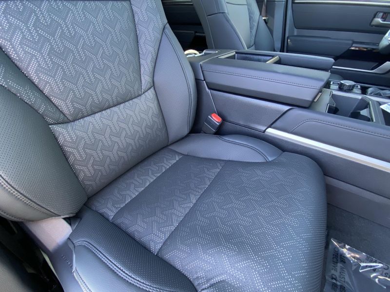 2025 Toyota Tundra LimitedImage 11