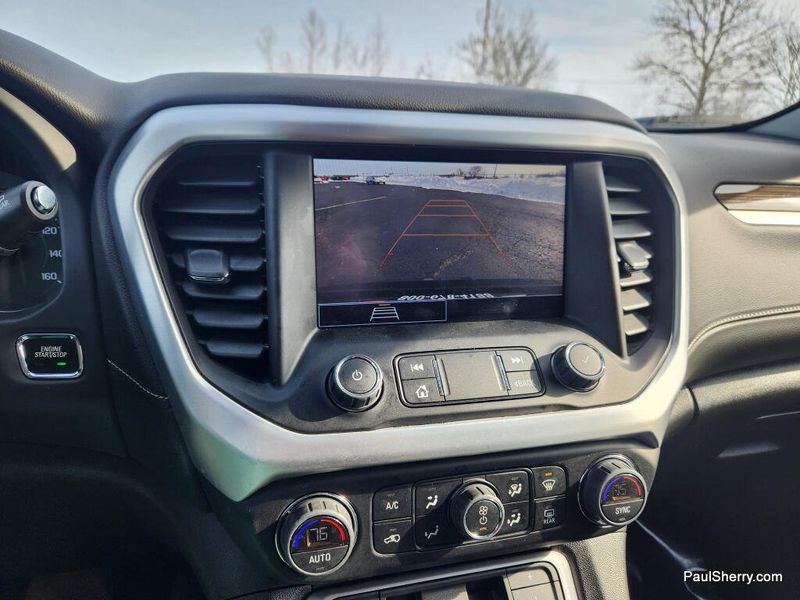 Used 2023 GMC Acadia SLE