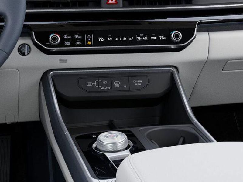 New 2026 Kia Carnival Hybrid SX PrestigeImage 24