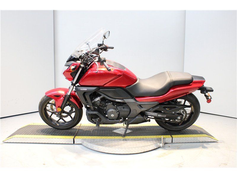 2014 Honda CTX in a Red exterior color. Greater Boston Motorsports 781-583-1799 pixelmotiondemo.com 