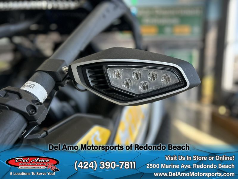 2024 Can-Am 9BRB  in a CATALYST GRAY & NEO YELLOW exterior color. Del Amo Motorsports of Redondo Beach (424) 304-1660 delamomotorsports.com 