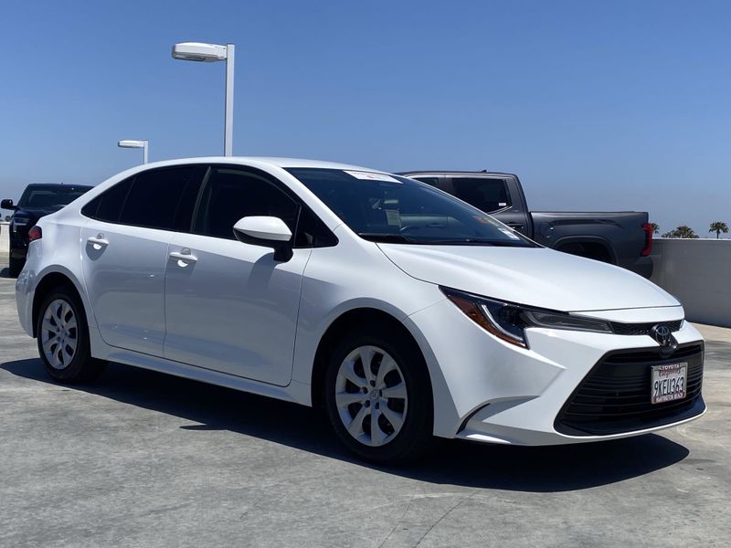 2024 Toyota Corolla LEImage 2