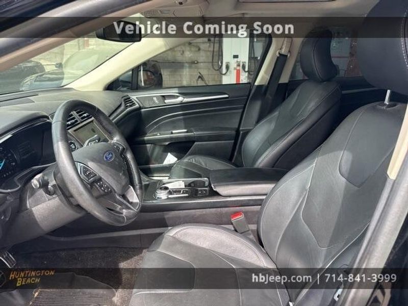 2018 Ford Fusion Hybrid TitaniumImage 9