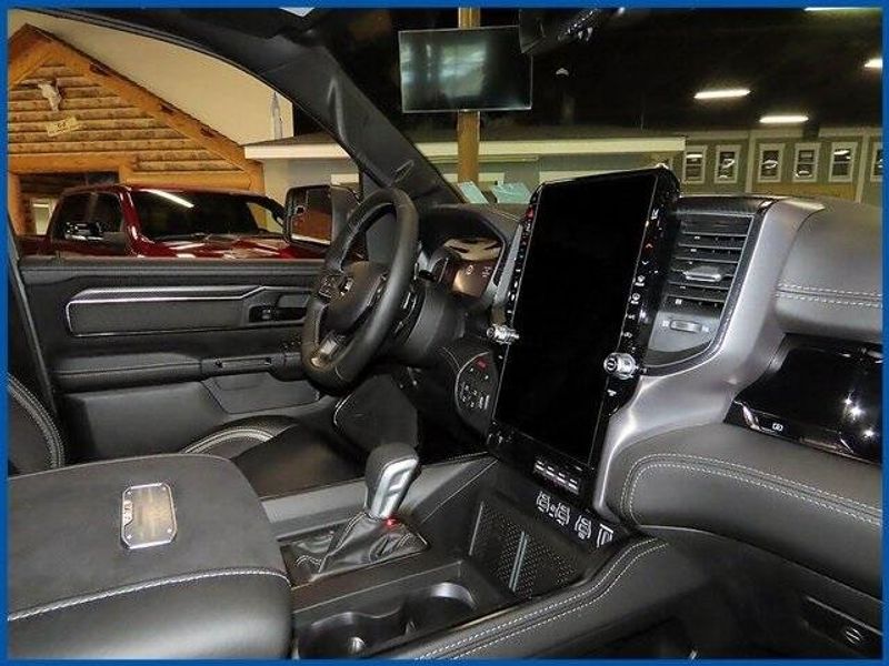 2025 RAM 1500 RHOImage 8