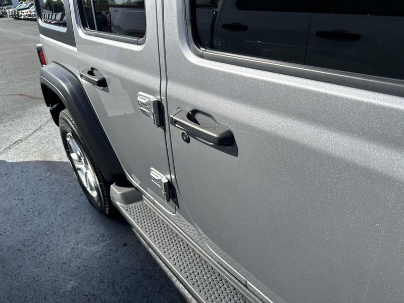 Used 2020 Jeep Wrangler Unlimited Sport SImage 5