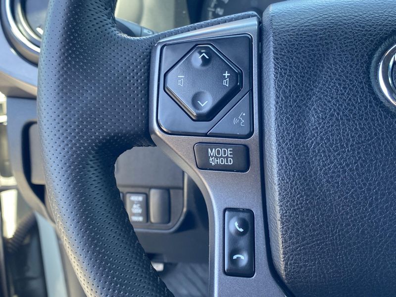 Used 2022 Toyota Tacoma TRD Off-RoadImage 26