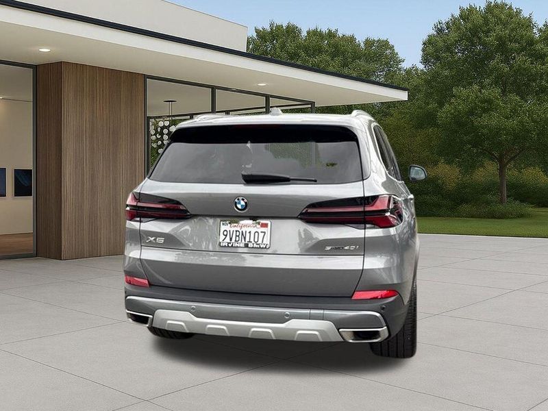 Used 2026 BMW X5 sDrive40iImage 9