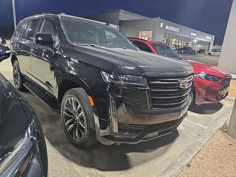 Used 2023 Cadillac Escalade SportImage 2