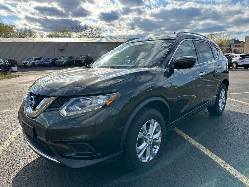 2016 Nissan Rogue SVImage 10