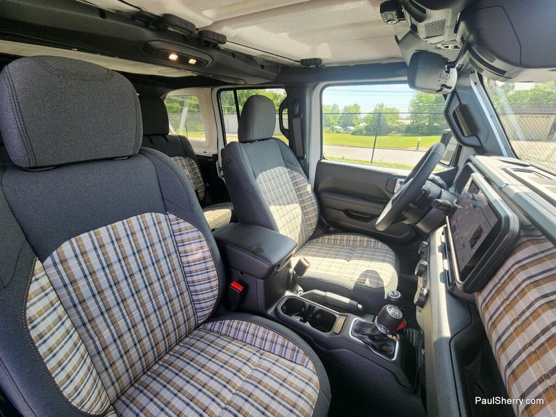 New 2026 Jeep Wrangler 4-door 85th Anniversary Edition