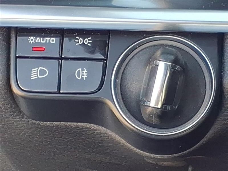 Used 2020 Porsche Panamera 10 Years EditionImage 18