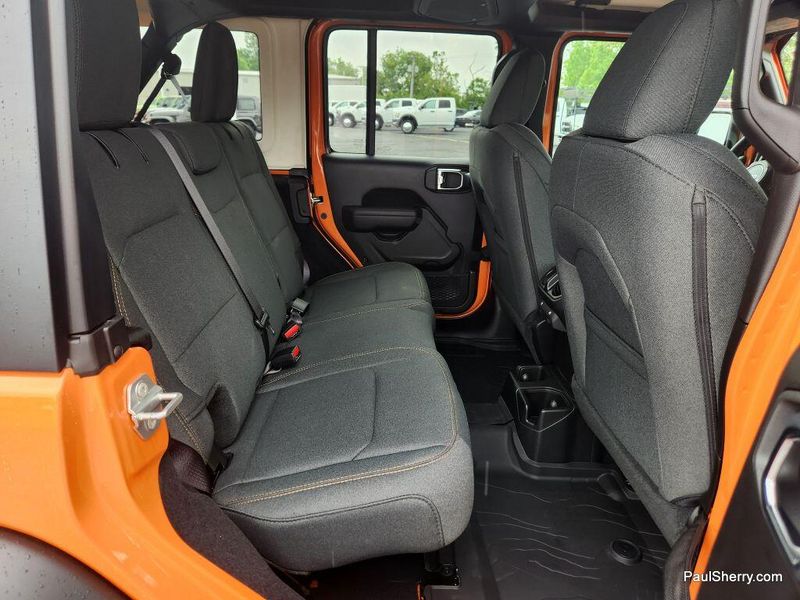 New 2025 Jeep Wrangler 4-door Sport SImage 33