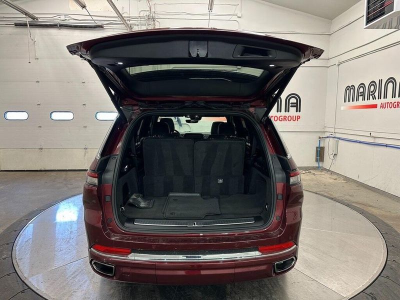 2021 Jeep Grand Cherokee L OverlandImage 17