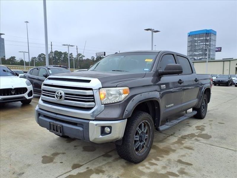 2016 Toyota Tundra SR5Image 2