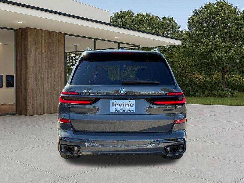 New 2026 BMW X7 xDrive40iImage 10
