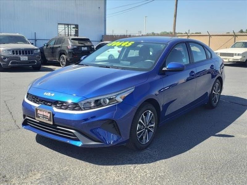 2024 Kia Forte LXSImage 18