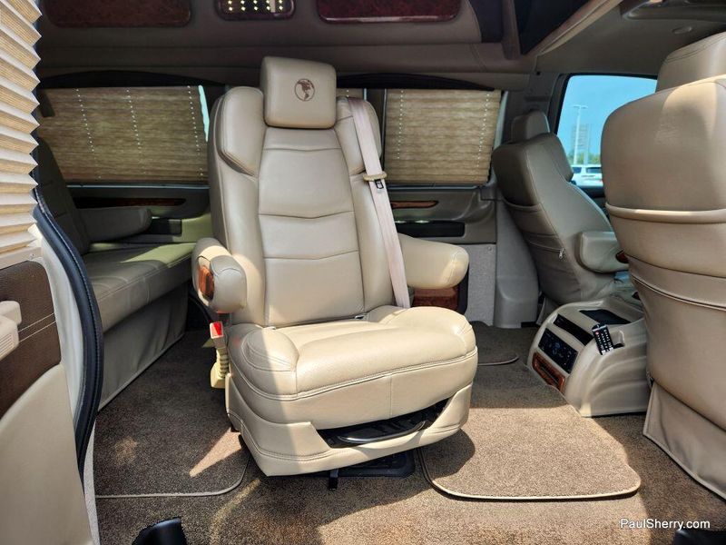 Used 2021 Chevrolet Express Passenger LSImage 46