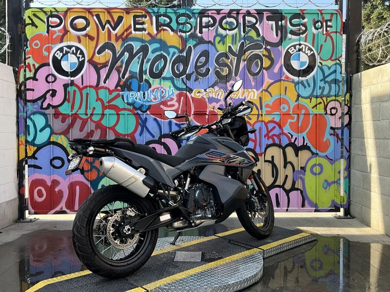 2022 KTM Adventure 890 Image 4