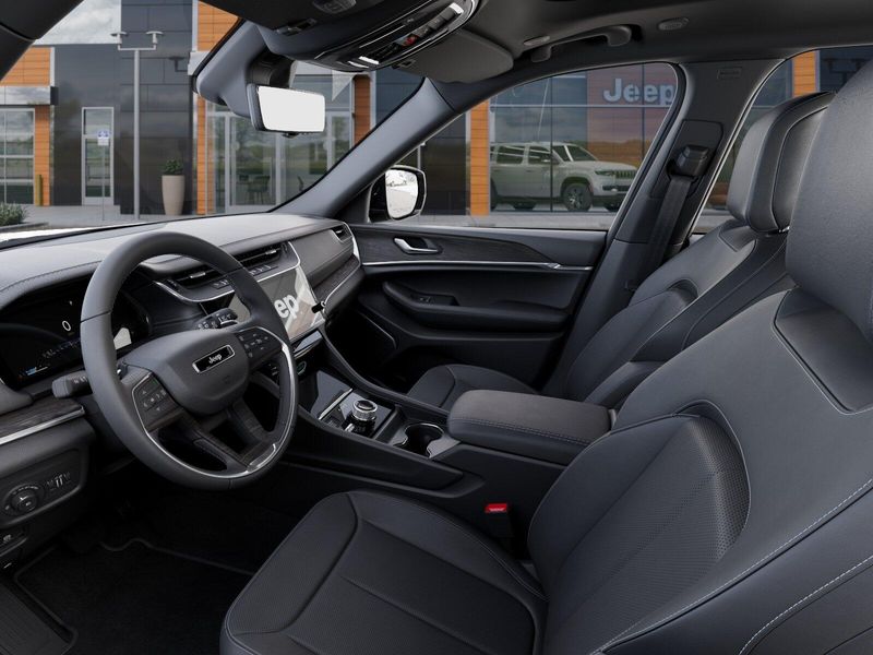 New 2027 Jeep Grand Cherokee Limited Reserve 4x4Image 48