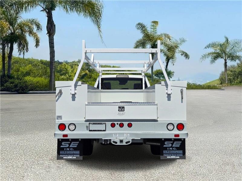 New 2025 RAM 3500 Tradesman Chassis Regular Cab 4x2 84' Ca