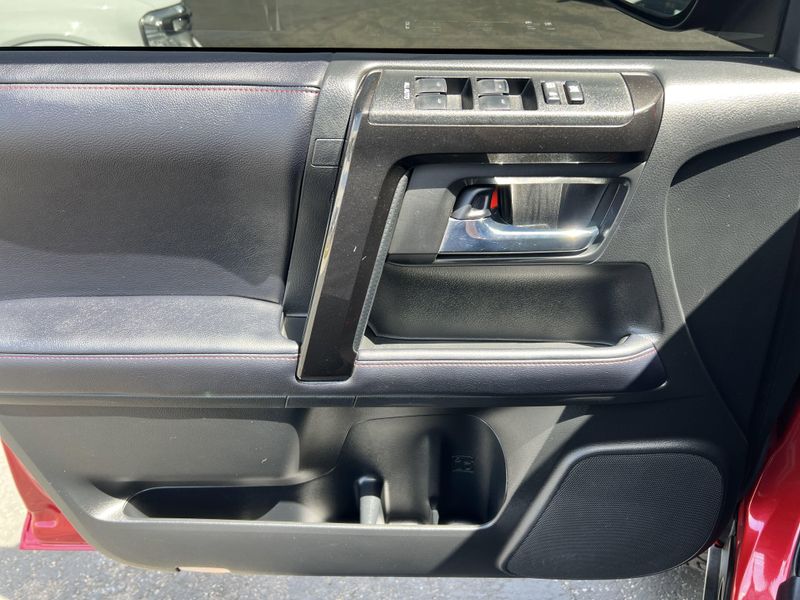 2019 Toyota 4Runner TRD Off Road PremiumImage 5