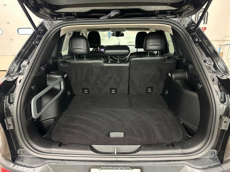 2015 Jeep Cherokee LimitedImage 17