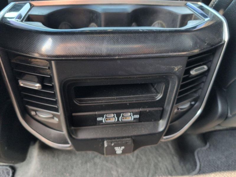 2022 RAM 1500 LaramieImage 35