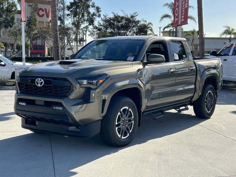 New 2024 Toyota Tacoma TRD SportImage 6