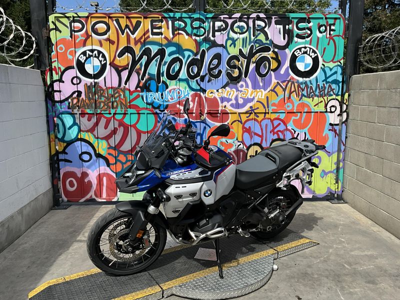 New 2026 BMW R 1300 GS Adventure Image 2