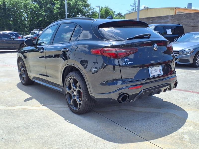 2022 Alfa Romeo Stelvio VeloceImage 7