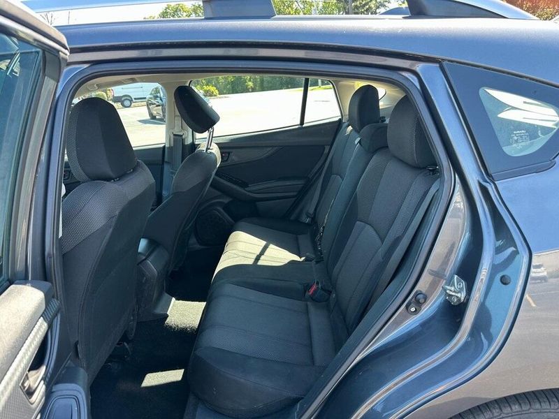 2018 Subaru Impreza Premium photo 11