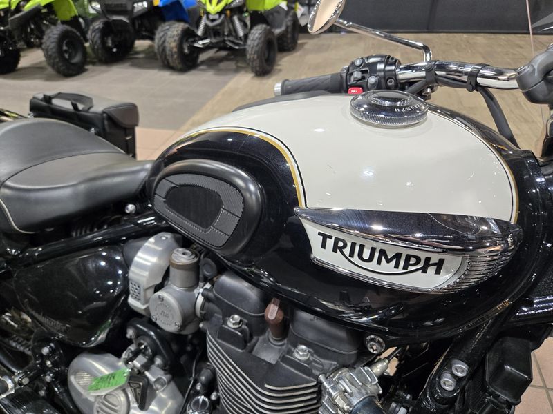 USED 2018 TRIUMPH BONNEVILLE SPEEDMASTER Image 9