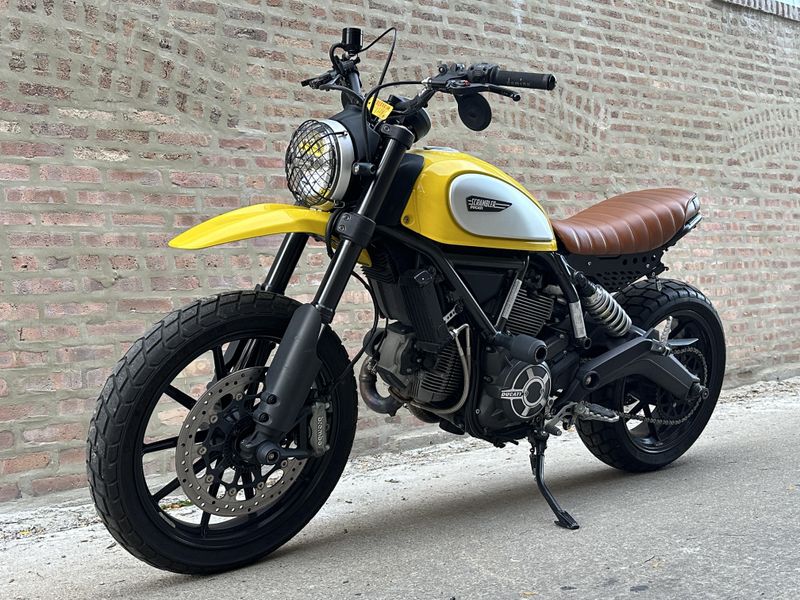 2016 Ducati Scrambler 800 Icon  Image 4