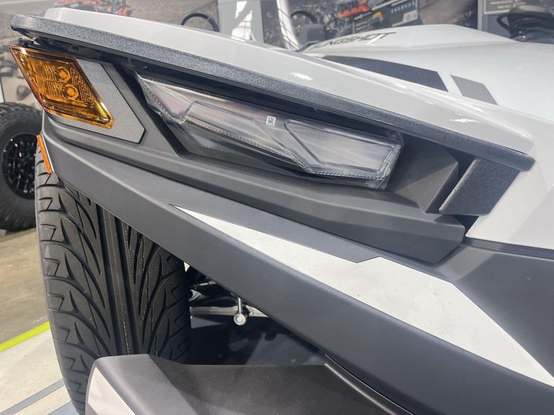 New 2026 Polaris SLINGSHOT SL AUTODRIVE Image 25