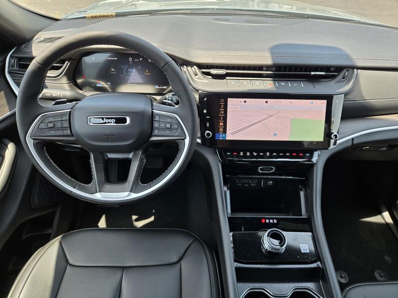 New 2026 Jeep Grand Cherokee Limited 4x2