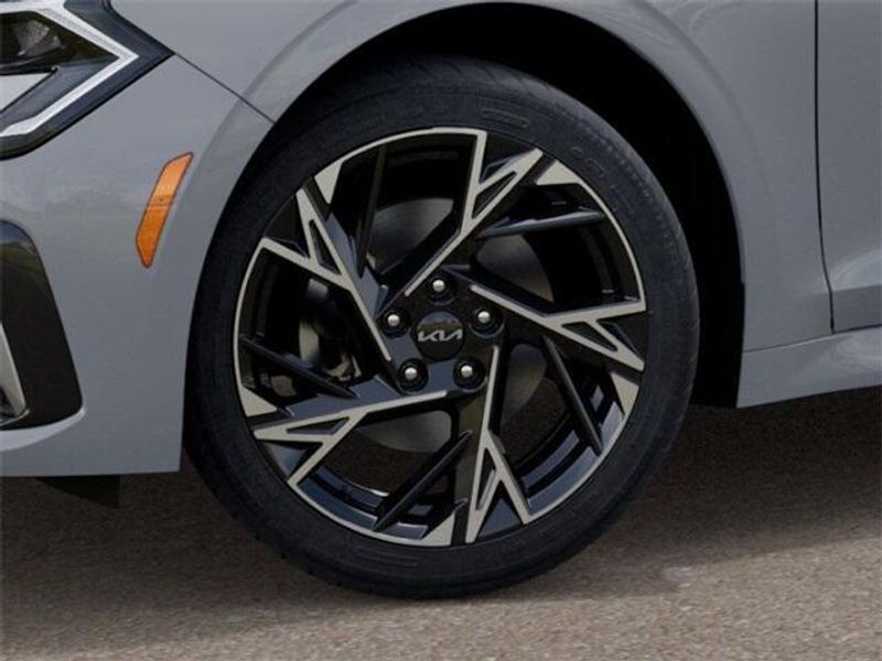 New 2026 Kia K5 GT-LineImage 9