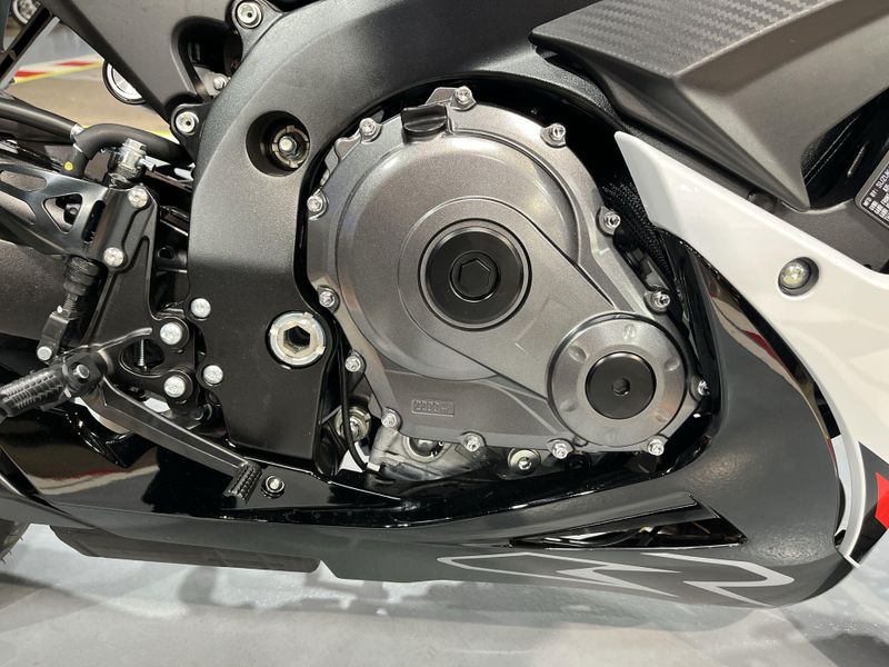 New 2026 Suzuki GSX-R600Z 40TH ANNIVERSARY EDITION Image 17