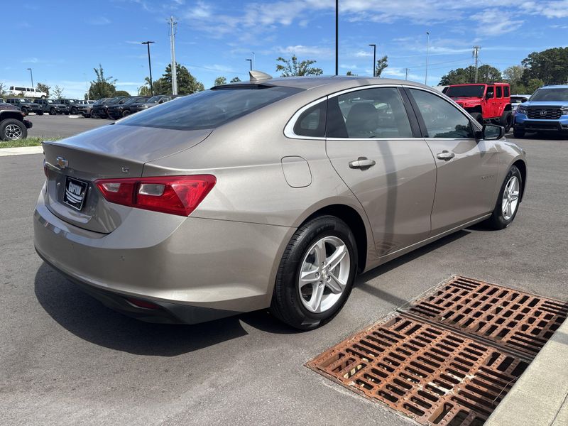 Used 2023 Chevrolet Malibu LTImage 6