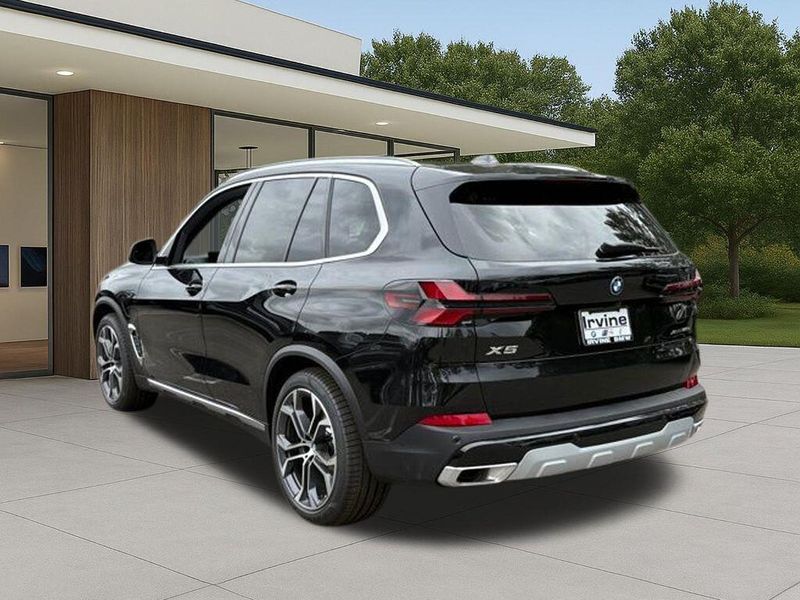New 2026 BMW X5 xDrive50eImage 12