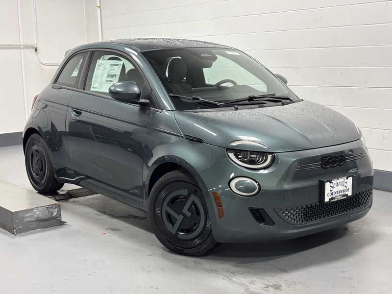 New 2025 Fiat 500e Giorgio Armani Collector