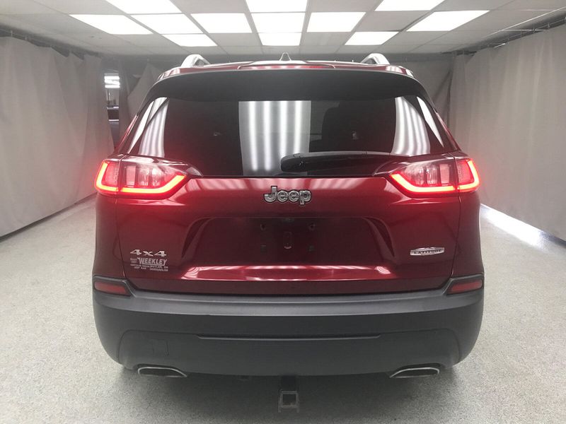 Used 2019 Jeep Cherokee Latitude PlusImage 11